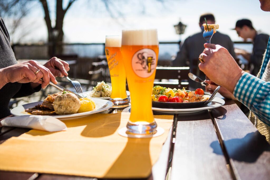 Bitte beachten: Ruhetage und Urlaub